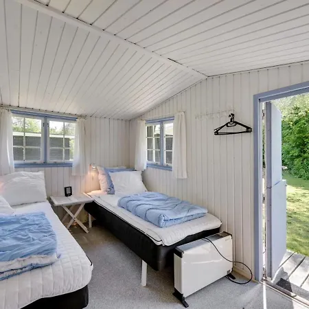 Sanni - 1-6km From The Sea By Interhome